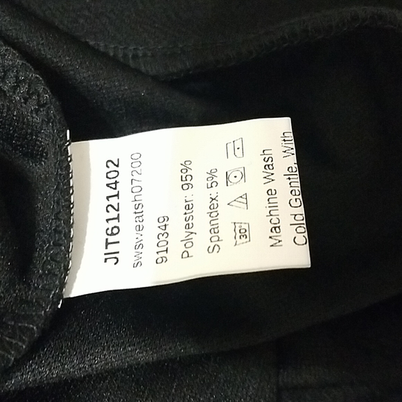 💜Shein Small floral sleeve top - Picture 6 of 6